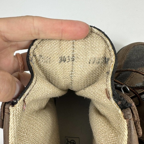Vintage Danner Crosshiker Gore-Tex Hiking Boots Size 7.5 Brown Leather Vibram - Picture 9 of 10